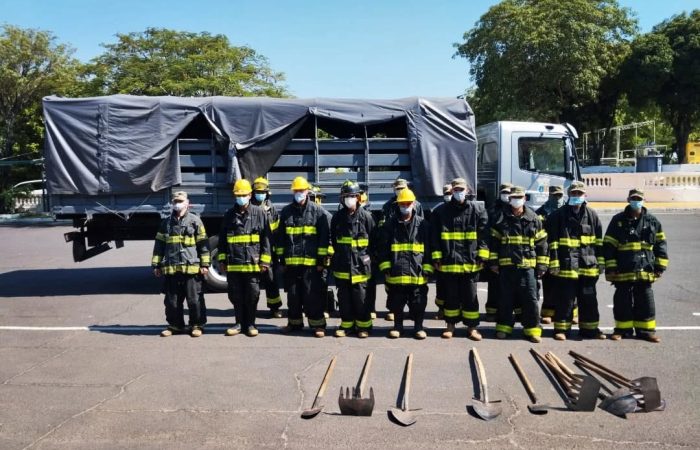 DESPLIEGUE DE LA AGRUPACIÓN DE LUCHA CONTRA INCENDIO DE LA ARMADA PARAGUAYA