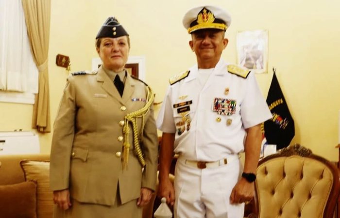 VISITA PROTOCOLAR DE LA AGREGADA DE DEFENSA DEL REINO UNIDO