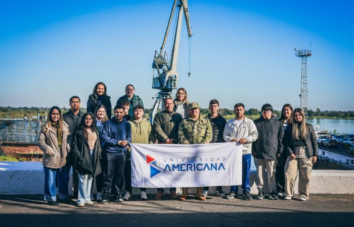VISITA GUIADA A UNIDADES DE LA ARMADA PARAGUAYA
